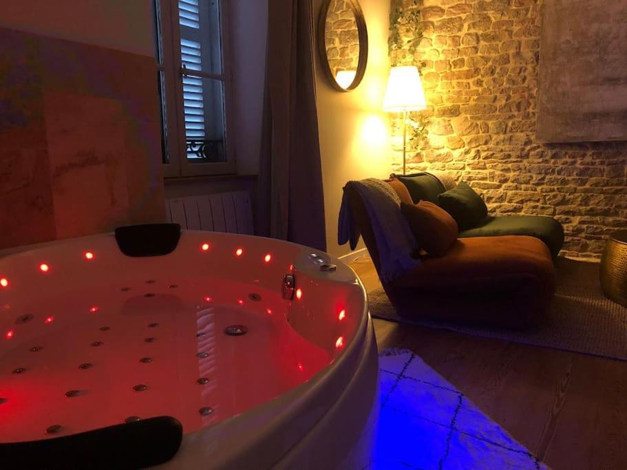Detente Centre Historique De Macon Avec Spa Et Cine Extérieur photo